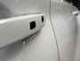 Hyundai Kona GDI HEV 2WD Automaat Fashion | *Pearl White* | Apple carplay / Android auto | Camera | Trekhaak | Navigatie | Cruise control | NAP | Rijklaar prijs!