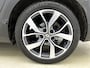 Renault Megane Estate 1.2 TCe Bose Airco | Apple Carplay | Android Auto | Achteruitrijcamera | Bose Geluidsinstallatie | Bluetooth | Cruise Control |  Dakrails | Lederen Stuurwiel | Lederen/Stof Bekleding | Lichtmetalen Velgen | Navigatiesysteem | Parkeersensor Voor en Achter