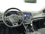 Renault Megane Estate 1.2 TCe Bose Airco | Apple Carplay | Android Auto | Achteruitrijcamera | Bose Geluidsinstallatie | Bluetooth | Cruise Control | Dakrails | Lederen Stuurwiel | Lederen/Stof Bekleding | Lichtmetalen Velgen | Navigatiesysteem | Parkeersensor Voor en Achter
