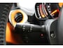 Toyota Aygo 1.0 VVT-i x-cite | Led verlichting | Bi Tone | Achteruitrijcamera |