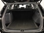 Volkswagen Tayron 1.5 eHybrid R-Line Edition 272 pk Automaat (DSG) | Verlengde garantie | Navigatie | Panoramadak | Trekhaak (wegklapbaar) | Parkeersensoren (Park assist) | Rondomzicht camera | Lederen bekleding | Stoelverwarming/ventilatie | R-Line |