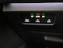 Volkswagen Tayron 1.5 eHybrid R-Line Edition 272 pk Automaat (DSG) | Verlengde garantie | Navigatie | Panoramadak | Trekhaak (wegklapbaar) | Parkeersensoren (Park assist) | Rondomzicht camera | Lederen bekleding | Stoelverwarming/ventilatie | R-Line |