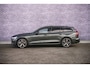 Volvo V60 T6 Plug-in hybrid AWD Ultra Dark | Google | Long Range | Schuif-/Kanteldak | Adaptieve Cruise Control | DAB | Head-Up Display | Camera | Stoelverwarming Voor + Achter | Harman Kardon Audio | Getint Glas | Zitverlenging | Elek. Stoelen | Memory | 19" LM