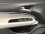 Fiat 600 SUV La Prima 145pk Automaat | Navigatie | Achteruitrijcamera | Parkeersensoren Voor en Achter | Voorstoelen Verwarmd | Keyless Entry/Start | Elektrische Achterklep met Sensor | Dodehoek Detectie | Adaptieve Cruise Control | 18" Lichtmetalen Velgen | Apple Carplay/Android Auto |