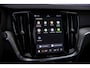 Volvo V60 T6 Plug-in hybrid AWD Ultra Dark | Google | Long Range | Schuif-/Kanteldak | Adaptieve Cruise Control | DAB | Head-Up Display | Camera | Stoelverwarming Voor + Achter | Harman Kardon Audio | Getint Glas | Zitverlenging | Elek. Stoelen | Memory | 19" LM