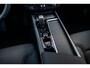 Volvo XC60 2.0 T6 Plug-in hybrid AWD Essential | Gratis Trekhaak | Extra getint glas | Driver Assist | Climate line | 19" | All Season Banden | Charcoal Hemelbekleding | Park Assist Voor en Achter |