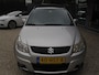 Suzuki SX4 1.6 Shogun met trekhaak + winterbanden set