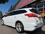 Ford Focus Wagon 1.0 ST-Line - Navigatie I Sport pakket I Airco I PDC I Dealer onderhouden