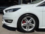 Ford Focus Wagon 1.0 ST-Line - Navigatie I Sport pakket I Airco I PDC I Dealer onderhouden