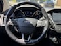 Ford Focus Wagon 1.0 ST-Line - Navigatie I Sport pakket I Airco I PDC I Dealer onderhouden
