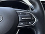 Hyundai Santa Fe 1.6 T-GDI PHEV Premium Sky / 7 personen / Elektrisch glazen panorama-dak / Automaat / All-season banden / Navigatie / Apple Carplay/Android Auto / Stoel verwarming/verkoeling / Airco separaat achter / Achter stoelverwarming / Cruise Control /