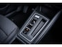 Volkswagen Golf Life Edition eHybrid | 'App-Connect' draadloze smartphone integratie | Achterbank in ongelijke delen neerklapbaar incl. middenarmsteun en doorlaadmogelijkheid | Achterlichten LED
