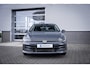 Volkswagen Golf Life Edition eHybrid | 'App-Connect' draadloze smartphone integratie | Achterbank in ongelijke delen neerklapbaar incl. middenarmsteun en doorlaadmogelijkheid | Achterlichten LED
