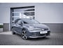 Volkswagen Golf Life Edition eHybrid | 'App-Connect' draadloze smartphone integratie | Achterbank in ongelijke delen neerklapbaar incl. middenarmsteun en doorlaadmogelijkheid | Achterlichten LED