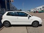 Volkswagen Polo 1.2/ 3drs/ 1jaar apk/ goedeonderhoud/ airco/ EL-ramen/ zeer nette auto.