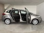 Kia Carens 1.6 GDi DynamicPlusLine Airco, 7-persoons,Trekhaak, Navigatie, LMV, Camera achteruitr.