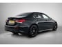 Mercedes-Benz A-klasse 200 Business Solution AMG (NAVIGATIE, CAMERA, STOELVERWARMING, DODEHOEK)