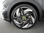 Abarth 600e Turismo 240pk DEMO-DEAL! Tot 8 Jaar Garantie! | Sportstoelen | Navigatie by App | Parkeersensoren | Alcantara | !!