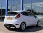 Ford Fiesta 1.6 Sport 120PK Cruise Verwarmde Voorruit Stoelverwarming Climate 17'' Velgen Privacy Glass Bluetooth CD/MP3-Speler USB *Sportief*