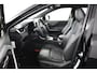 Toyota RAV4 2.5 Hybrid AWD Black Edition | TREKHAAK | elektrisch bedienbare achterklep | 360 graden camera |