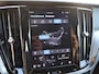 Volvo V60 T6 Plug-in hybrid AWD Plus Dark | Trekhaak | 360 camera | Harman Kardon