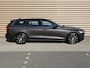 Volvo V60 T6 Plug-in hybrid AWD Plus Dark | Trekhaak | 360 camera | Harman Kardon