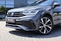 Volkswagen Tiguan 1.4 e-Hybrid R-Line 245pk/Panodak/ Trekhaak wegklb./Navi pro/ 20InchLM/ DCC/ACC/360gr camera/ Head-Up
