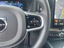 Volvo XC60 2.0 T6 Plug-in hybrid AWD Plus Dark l Lighting Pack l Premium pakket l Wegklapbare Trekhaak l 21 '' Black Edition Velgen l