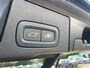 Volvo XC60 2.0 T6 Plug-in hybrid AWD Plus Dark l Lighting Pack l Premium pakket l Wegklapbare Trekhaak l 21 '' Black Edition Velgen l