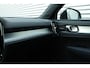 Volvo XC40 2.0 B3 Mild Hybrid Business Edition | Harman/Kardon | Getint Glas | BLIS | Google | Stoelverwarming | Stuurverwarming | Adaptieve Cruise Control | Pilot Assist | Lane Assist | Driver Understanding | 360 Graden Camera | 18-Inch Lichtmetalen Velgen