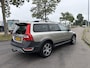 Volvo XC70 2.4 D5 Summum 4X4 Automaat 225 PK. Zeer goed onderhouden auto in een hele mooie staat !!! Alle keuringen toegestaan !!