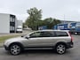 Volvo XC70 2.4 D5 Summum 4X4 Automaat 225 PK. Zeer goed onderhouden auto in een hele mooie staat !!! Alle keuringen toegestaan !!