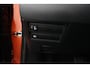 Toyota Yaris 1.5 Hybrid Executive | Stoelverwarming | Parkeersensoren | Leder - Stof bekleding |