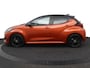 Toyota Yaris 1.5 Hybrid Executive | Stoelverwarming | Parkeersensoren | Leder - Stof bekleding |