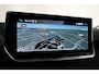 Peugeot 208 1.2 Hybrid 110PK e-DCS6 Allure Automaat | Camera Voor + Achter | Navigatie | Apple Carplay / Android Auto | Cruise Control | | Achterspoiler | Armsteun voor | Bestuurdersstoel in hoogte verstelbaar