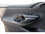 Toyota Yaris 1.5 Hybrid Executive | Stuurverwarming | Trekhaak | Stof/-lederen bekleding |