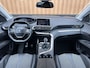 Peugeot 3008 1.2 PureTech Blue Lease Premium | Achteruitrijcamera | Afneembare Trekhaak | Cruise Control | Apple Carplay | Parkeersensoren | Keyless | Android Auto