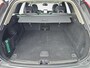 Volvo XC60 2.0 T6 Plug-in hybrid AWD Ultra Dark | Luchtvering | Bowers & Wilkins audio | Trekhaak | Stoelventilatie |