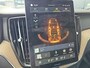 Volvo XC60 2.0 T6 Plug-in hybrid AWD Ultra Dark | Luchtvering | Bowers & Wilkins audio | Trekhaak | Stoelventilatie |