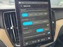 Volvo XC60 2.0 T6 Plug-in hybrid AWD Ultra Dark | Luchtvering | Bowers & Wilkins audio | Trekhaak | Stoelventilatie |