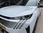 Peugeot E-3008 GT Avantage 210 73 kWh | Nieuwe Auto | Tot 8 jaar Garantie | 525 KM WLTP | Alcantara Bekleding | Stoel & Stuurverwarming + Massage | LED Matrix Verlichting | Navigatie | 20" Lichtmetalen Velgen | 360 Graden Camera | Dode Hoek Detectie | Adaptieve Cruise Control | Hoge Zitpositie |