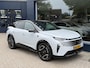 Peugeot E-3008 GT Avantage 210 73 kWh | Nieuwe Auto | Tot 8 jaar Garantie | 525 KM WLTP | Alcantara Bekleding | Stoel & Stuurverwarming + Massage | LED Matrix Verlichting | Navigatie | 20" Lichtmetalen Velgen | 360 Graden Camera | Dode Hoek Detectie | Adaptieve Cruise Control | Hoge Zitpositie |