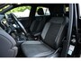 Volkswagen T-Roc 1.5 TSI Sport Business R | Camera | Adaptieve Cruise | Stoelverwarming | Trekhaak | Automaat | Blind Spot-sensor | Lane Assist |