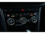 Volkswagen T-Roc 1.5 TSI Sport Business R | Camera | Adaptieve Cruise | Stoelverwarming | Trekhaak | Automaat | Blind Spot-sensor | Lane Assist |