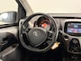 Toyota Aygo 1.0 VVT-i x-play | Achteruitrijcamera | Bluetooth | Dealeronderhouden |