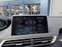 Peugeot 3008 1.2 Turbo 130PK Allure | Automaat | Trekhaak 1200KG | Electrische Achterklep | Glazen Schuif-Kantel Panoramdak | Navigatie | Climate Control | Camera | LED Dagrijverlichting | DAB+ Radio | Cruise Control | Hoge Zitpositie | Digitaal Dashboard | Parkeersensoren | 18" Lichtmetalen Velgen | GT Uitlaatsierstukken |