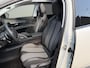 Peugeot 3008 1.2 Turbo 130PK Allure | Automaat | Trekhaak 1200KG | Electrische Achterklep | Glazen Schuif-Kantel Panoramdak | Navigatie | Climate Control | Camera | LED Dagrijverlichting | DAB+ Radio | Cruise Control | Hoge Zitpositie | Digitaal Dashboard | Parkeersensoren | 18" Lichtmetalen Velgen | GT Uitlaatsierstukken |