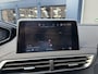 Peugeot 3008 1.2 Turbo 130PK Allure | Automaat | Trekhaak 1200KG | Electrische Achterklep | Glazen Schuif-Kantel Panoramdak | Navigatie | Climate Control | Camera | LED Dagrijverlichting | DAB+ Radio | Cruise Control | Hoge Zitpositie | Digitaal Dashboard | Parkeersensoren | 18" Lichtmetalen Velgen | GT Uitlaatsierstukken |