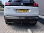 Peugeot 3008 1.2 Turbo 130PK Allure | Automaat | Trekhaak 1200KG | Electrische Achterklep | Glazen Schuif-Kantel Panoramdak | Navigatie | Climate Control | Camera | LED Dagrijverlichting | DAB+ Radio | Cruise Control | Hoge Zitpositie | Digitaal Dashboard | Parkeersensoren | 18" Lichtmetalen Velgen | GT Uitlaatsierstukken |