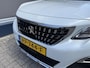 Peugeot 3008 1.2 Turbo 130PK Allure | Automaat | Trekhaak 1200KG | Electrische Achterklep | Glazen Schuif-Kantel Panoramdak | Navigatie | Climate Control | Camera | LED Dagrijverlichting | DAB+ Radio | Cruise Control | Hoge Zitpositie | Digitaal Dashboard | Parkeersensoren | 18" Lichtmetalen Velgen | GT Uitlaatsierstukken |